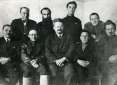 
	Main leaders of the left opposition in 1927. Sitting, from left to right: L. Serebryakov, K. Radek, L. Trotsky, M. Boguslavsky, E. Preobazhensky; standing: Ch. Rakovsky, Ya. Drobnis, A. Beloborodov, L. Sosnovsky.
